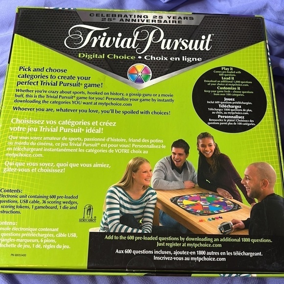 Trivial Pursuit Digital Choice Board Game - Picture 3 of 3